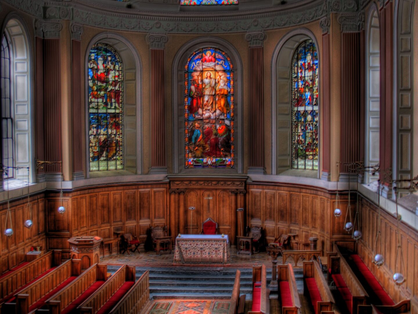 An image of the chapel of Trinity College, Dublin, whose Anglican dominance within the Irish university system Catholics sought to challenge. 